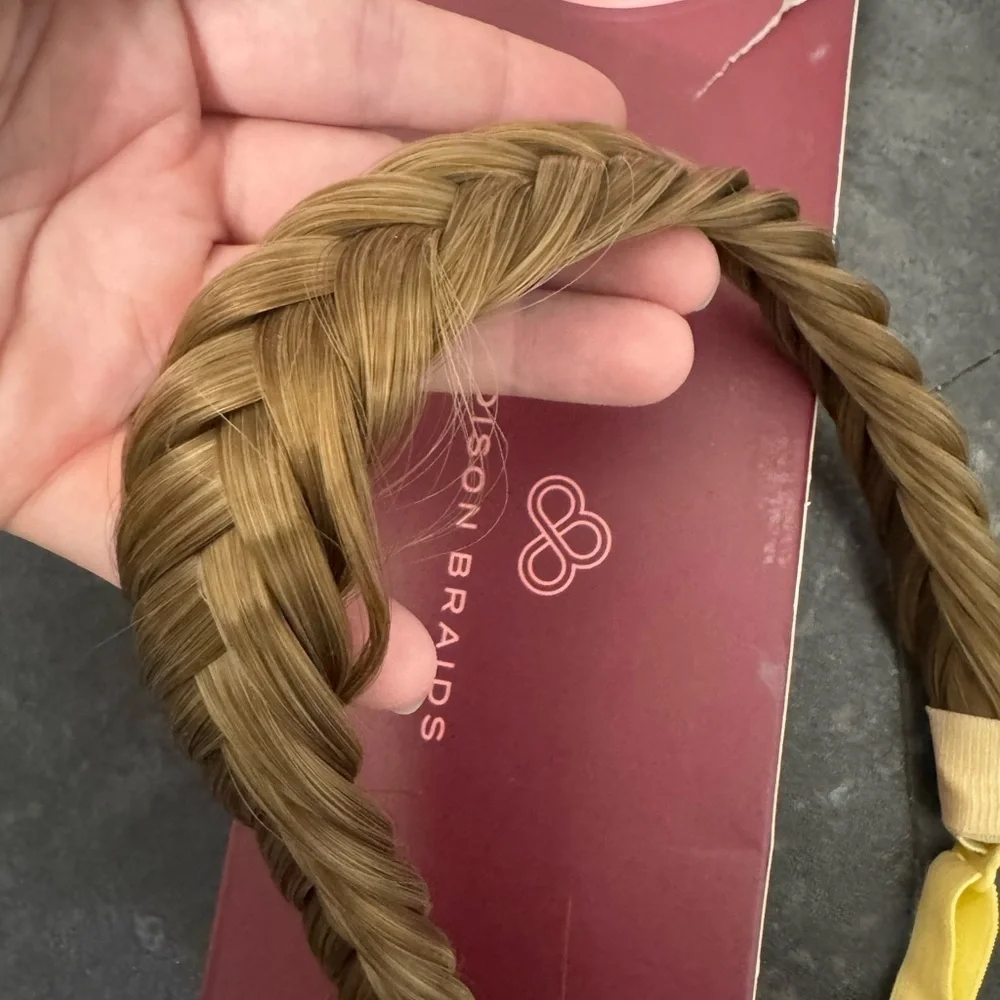 Madison Braids Hair Braid in Arisa Fishtail headband
